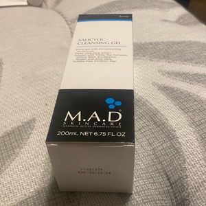 MAD Skincare Salicylic Cleansing Gel